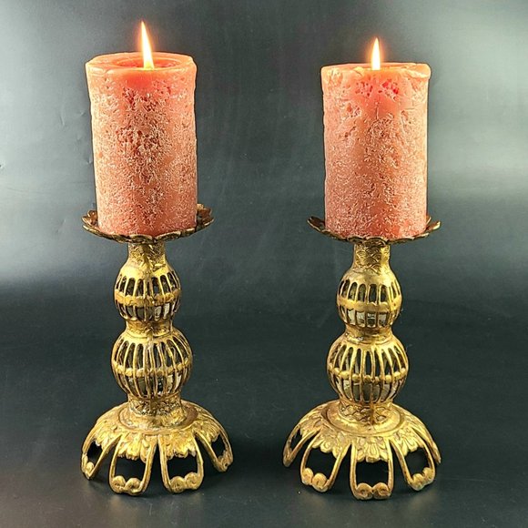 Vintage Brass Ornate Beautiful Candle Holders - Made in Japan - Pair - Picture 11 of 12